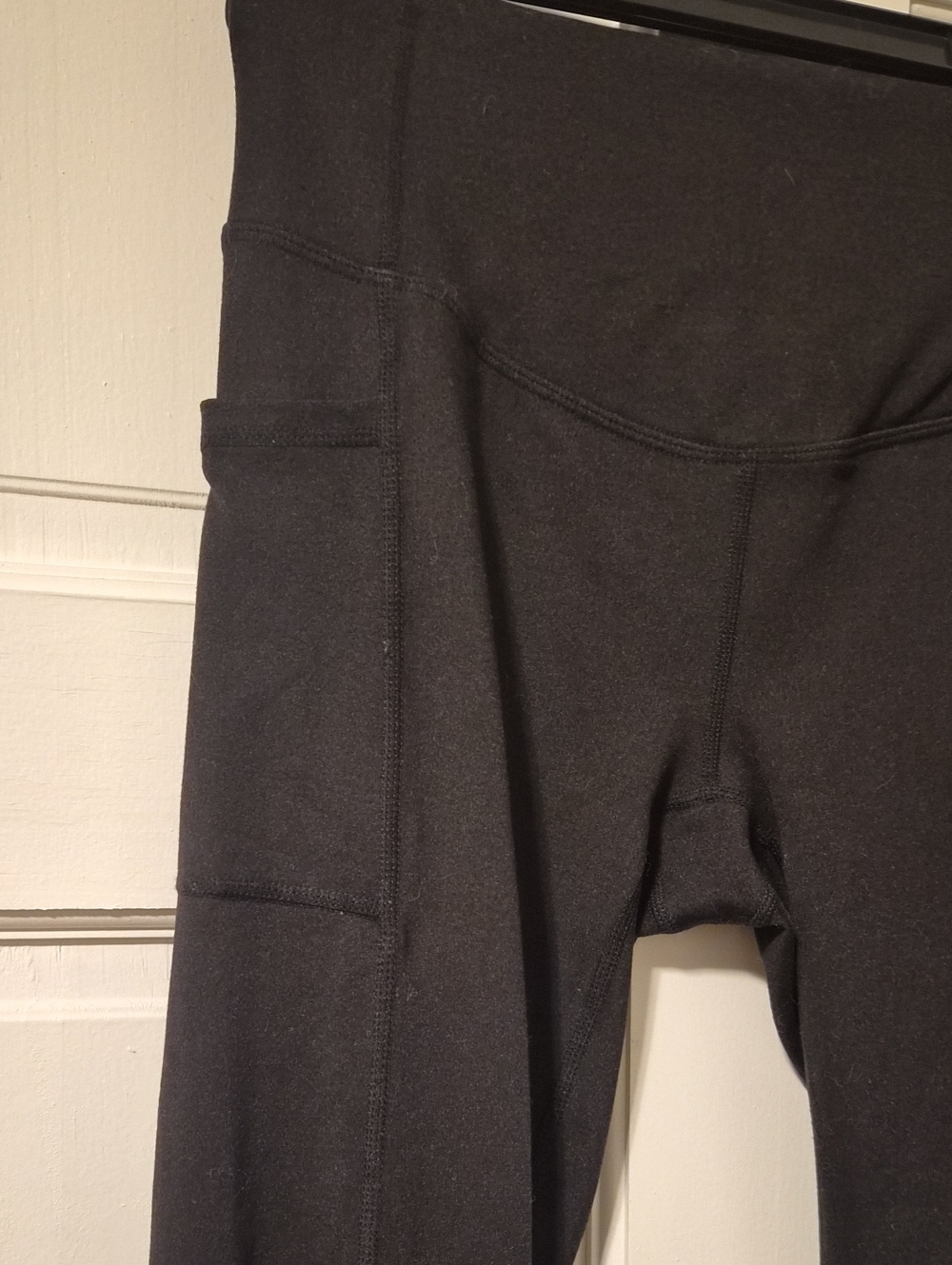 GAIAM Black High-Rise Pocket Leggings Size S - Picture 3 of 3